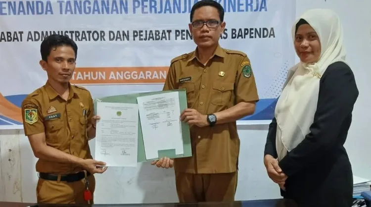 Pertegas Komitmen Kinerja, Bapenda Luwu Utara Lakukan Penandatanganan PK