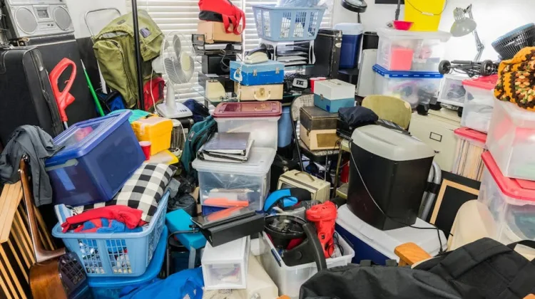 Rumah Penuh Barang? Bisa Jadi Gangguan Menimbun atau Hoarding Disorder