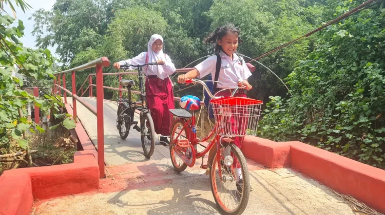 Gerakan Indonesia ASRI, Siswa Diajak Naik Sepeda ke Sekolah
