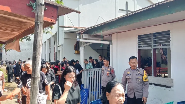 Rasa Aman di Hari Suci, Polisi Kawal Ibadah Jumat Agung di Maros