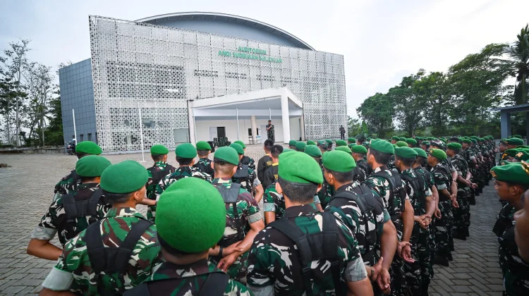 Pangdam XIV/Hasanuddin Tinjau Yonif TP 920/Lasalaga