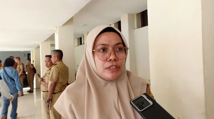 Wali Kota Makassar Minta Camat dan Lurah Turunkan Baliho yang Kadaluwarsa