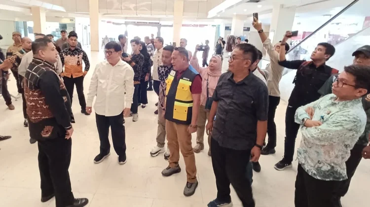 Munafri Arifuddin Tinjau New Makassar Mall