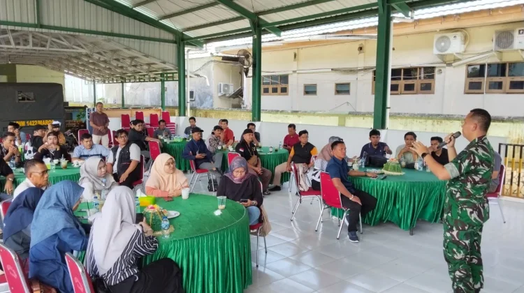Perkuat Kemitraan dengan Media, Dandim Maros Bahas Program Prioritas Daerah