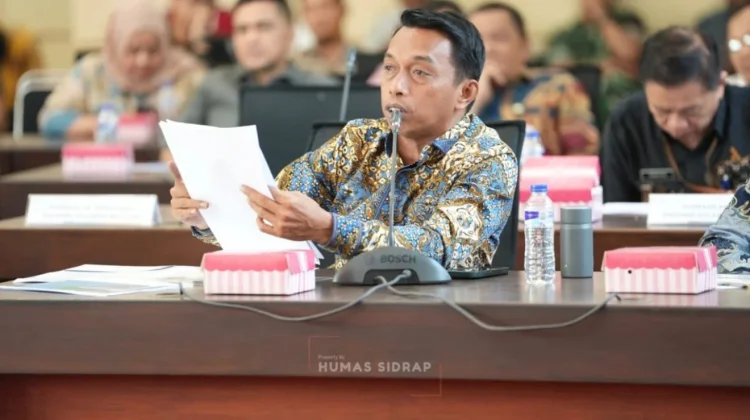 Bupati Sidrap Soroti Data Kemiskinan di Badan Legislasi