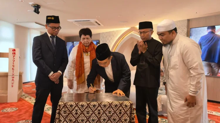 Jusuf Kalla Resmikan Masjid As Sholihin di Yokohama