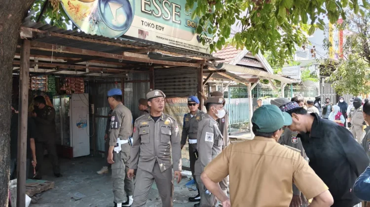 Puluhan Lapak PKL di Tiga Kelurahan Direlokasi, Kecamatan Tallo Tata Ulang
