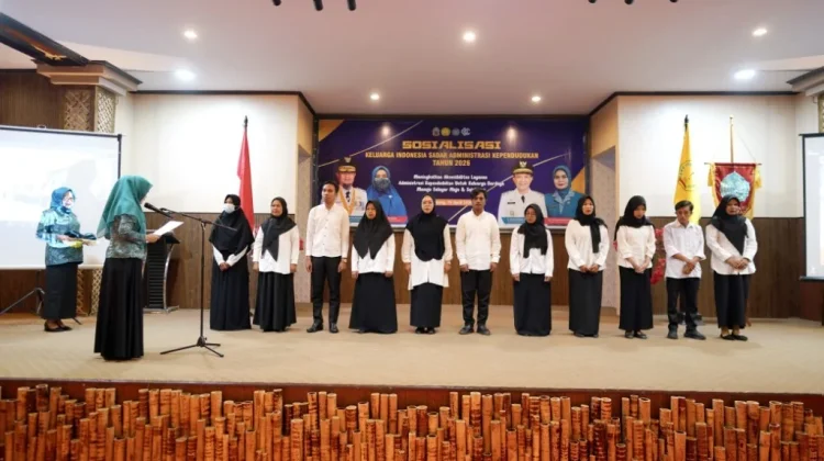 Ketua TP PKK Selayar Kukuhkan 11 Duta KISAK, Perkuat Edukasi Administrasi