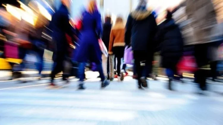 Makna Kehidupan di tengah Perubahan Zaman yang Serba Cepat