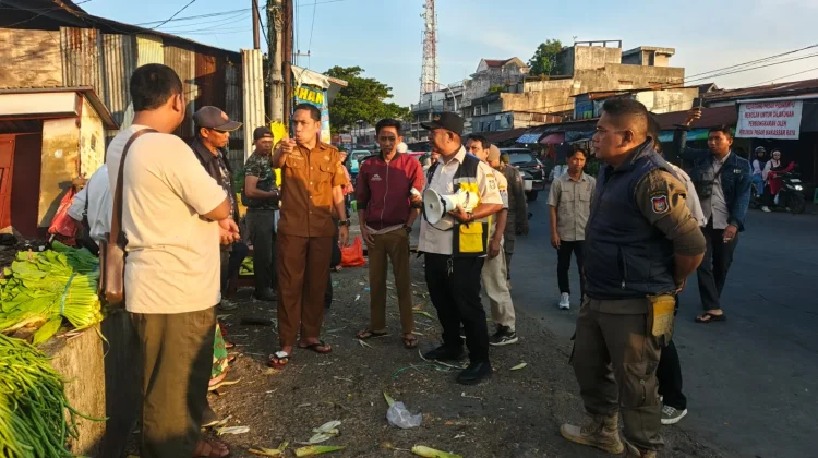 Ganggu Arus Lalu Lintas, Pedagang di Sekitar Pasar Pannampu Ditertibkan