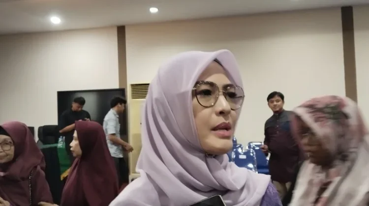 Paripurna DPRD Sulsel Bernuansa Semangat Hari Kartini