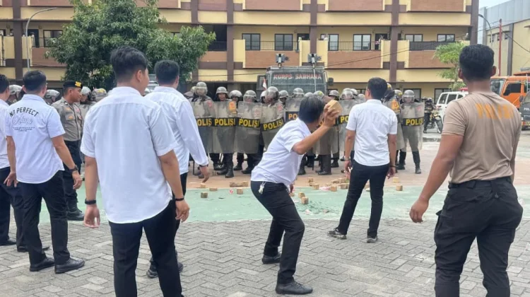 Siap Amankan Situasi, Personel Polres Gowa Digembleng Latihan Dalmas