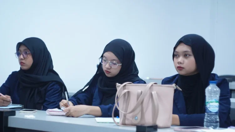 Mahasiswa ITB Nobel Dapat Ilmu Green Supply Chain Management di Industri