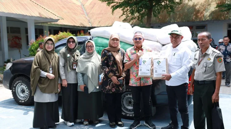 Pemkab Bulukumba Terima Bantuan 10 Ton Benih Padi Varietas Unggul