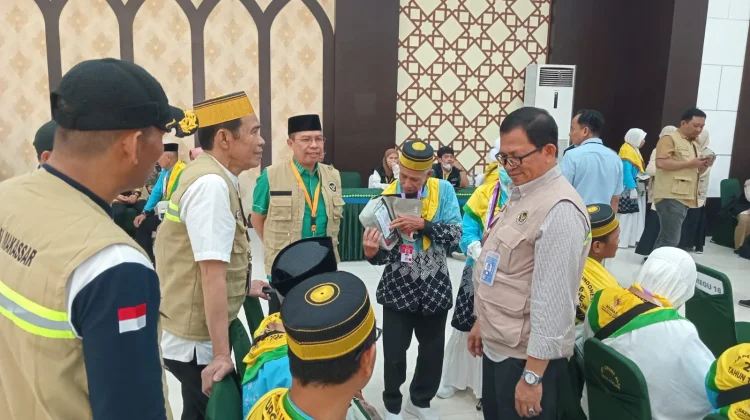 Distribusi Kartu Nusuk Dimulai di Embarkasi, PPIH Makassar Lakukan Peninjauan
