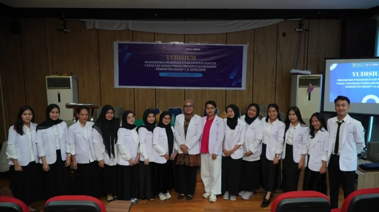 Unibos Makassar Yudisium 13 Dokter Baru