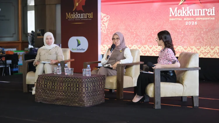 Talkshow Makkunrai Soroti Peran Perempuan dalam Dunia Politik