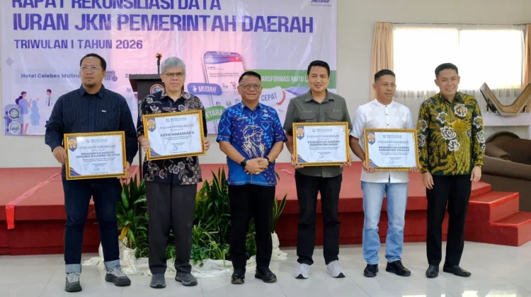 Komitmen Dukung Program JKN, Pemkab Gowa Terima Penghargaan BPJS