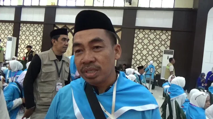 Dari Sepeda ke Tanah Suci, Asis Deng Lipung Wujudkan Impian Berhaji