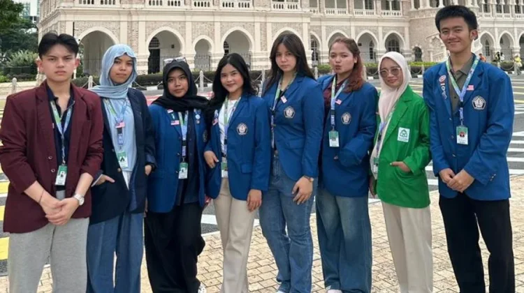 Belajar Lintas Negara, Mahasiswi UIN Alauddin Bertumbuh
