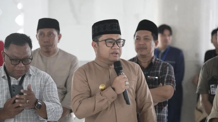 Lepas 343 JCH, Wabup Gowa Ingatkan Jamaah Jaga Kesehatan dan Kekompakan