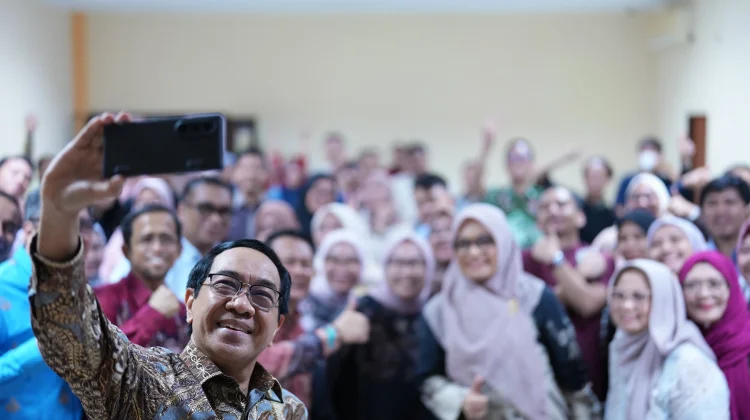 Unhas Bebastugaskan 44 Dosen Muda Ikuti Pelatihan IELTS Intensif