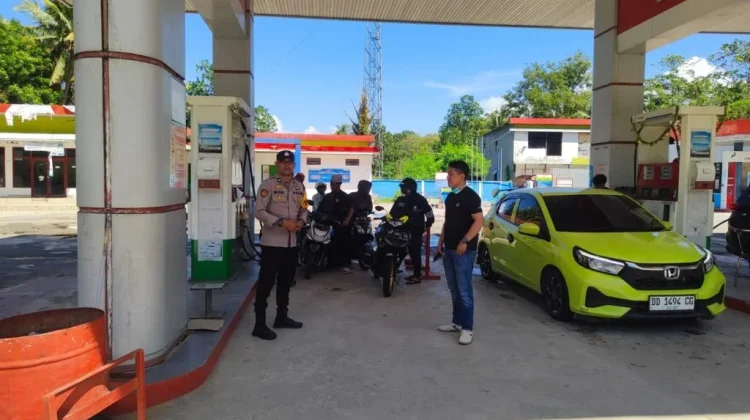 Polsek Enrekang Pantau Stok BBM di Wilayah Kecamatan