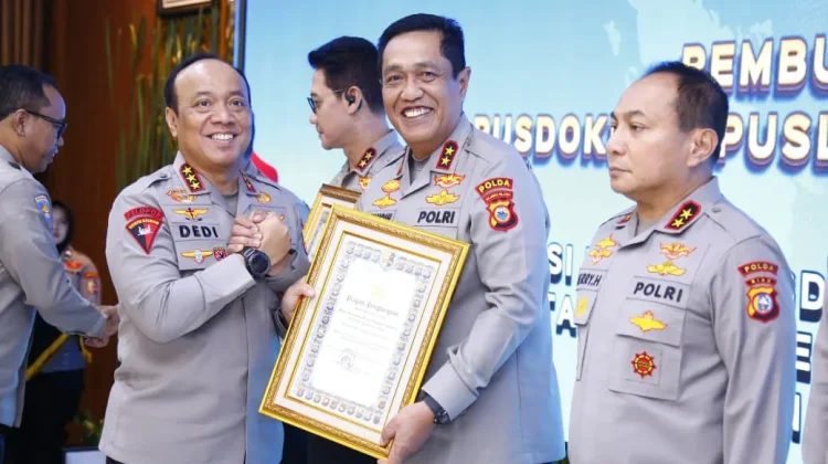 Kapolda Sulsel Mendapat  Penghargaan IKPA  2025