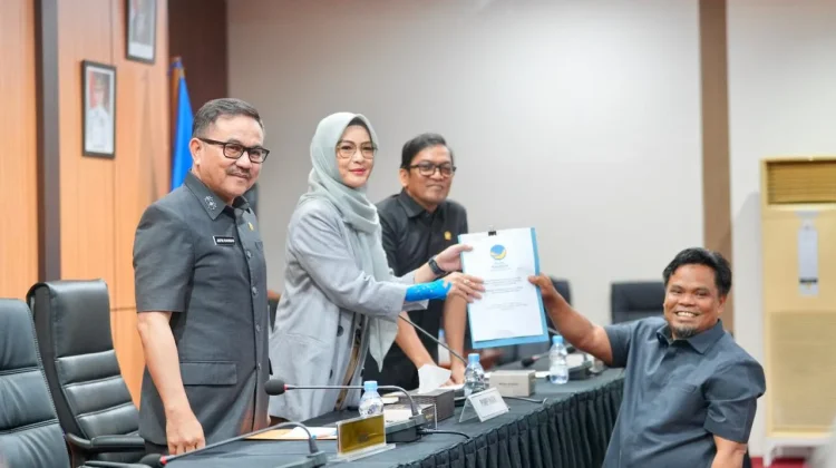 Pemprov Sulsel Hadiri Paripurna DPRD, Laporan Reses Jadi Bahan Perencanaan