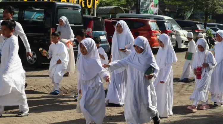 Seribu Siswa SIT Darul Fikri Simulasi Manasik