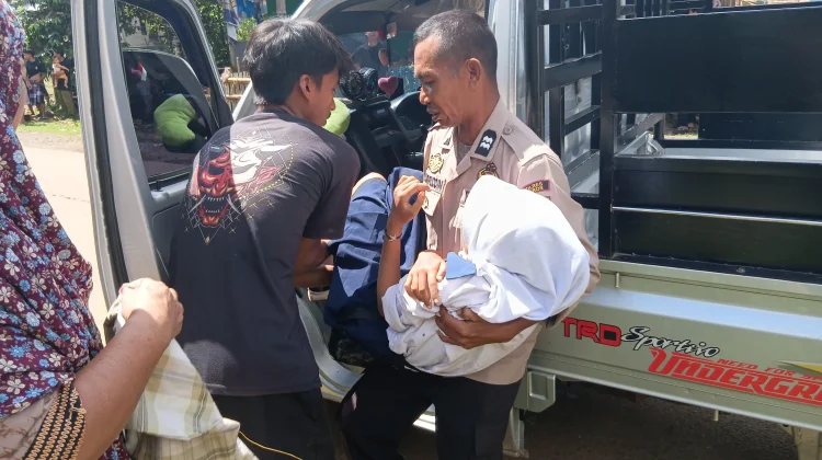Tabrakan Dua Motor di Tombolo, Polisi Gerak Cepat Evakuasi Korban