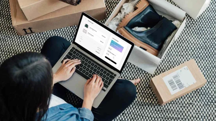 Tips Aman dan Cerdas Belanja Online