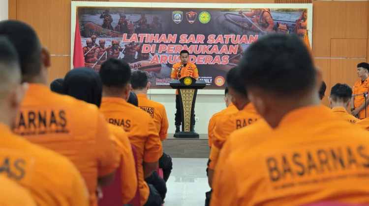 Basarnas Makassar Gelar Latihan SAR Arus
