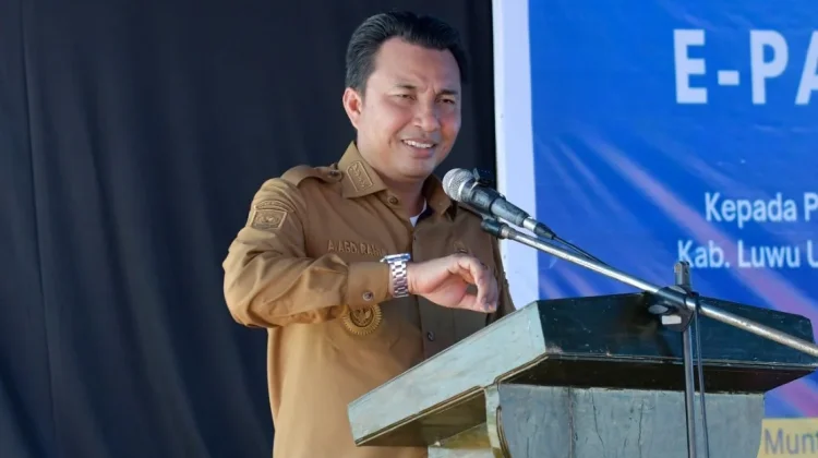 Bupati Lutra Usulkan Perpanjangan Dermaga Pelabuhan Munte