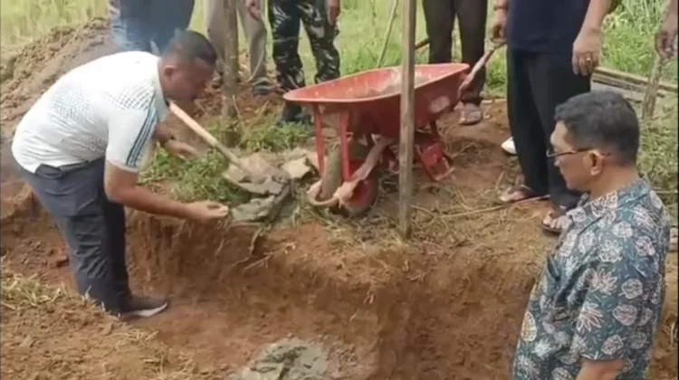 Dandim 1422/Maros Genjot Pembangunan KDKMP, Titik Ke-45 Dimulai di Kelurahan Raya