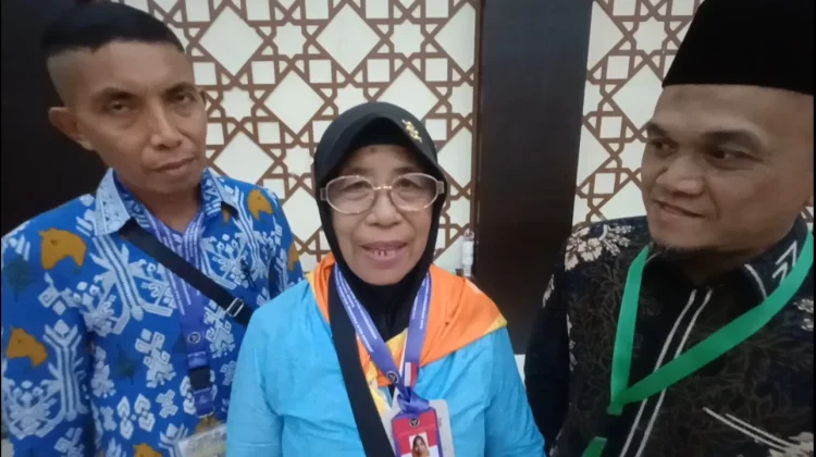 Dari Jualan Sayur Keliling ke Tanah Suci, Perjuangan Haru Seorang Ibu Asal Bombana