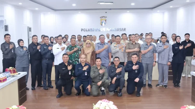 Peserta Dikreg Sespimmen Polri Penelitian di Polrestabes Makassar