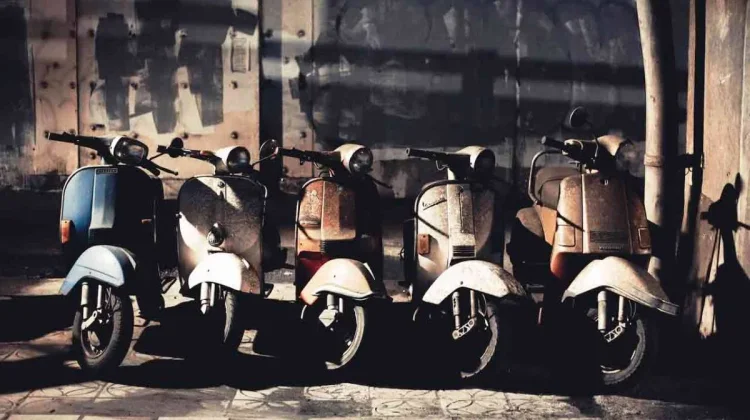 Evolusi Tipe Vespa: Perubahan Bentuk dan Teknologi dari Tahun ke Tahun