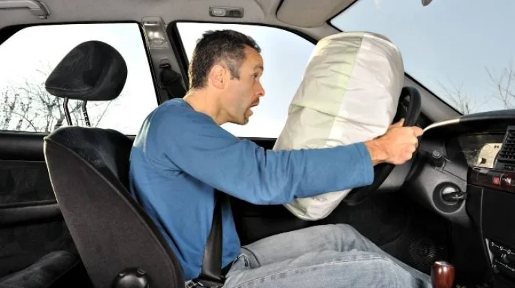 Ini Cara Kerja Airbag Mobil untuk Kesalamatan