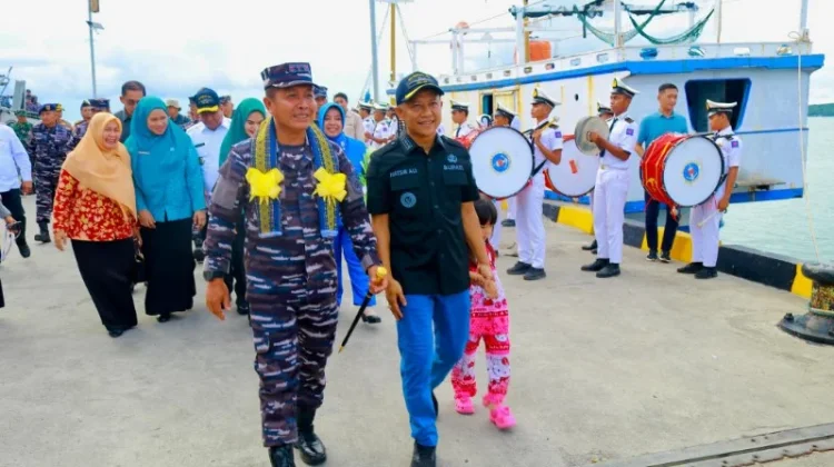 Bupati Selayar Sambut Kedatangan Dankodaeral VI dan Rombongan
