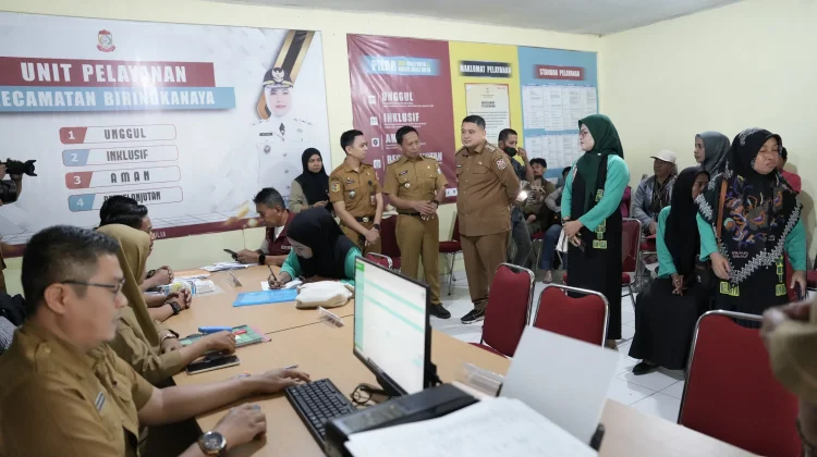Urus Dokumen Kependudukan Bisa di Kantor Lurah, Warga: Semoga Bisa Merata