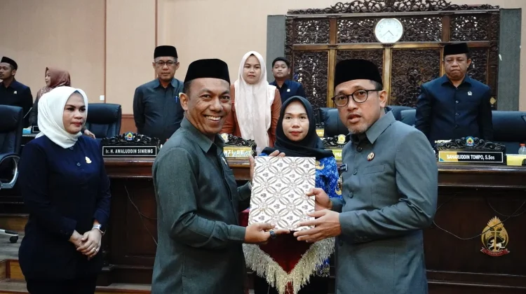 DPRD Jeneponto Sampaikan Rekomendasi LKPJ Bupati 2025