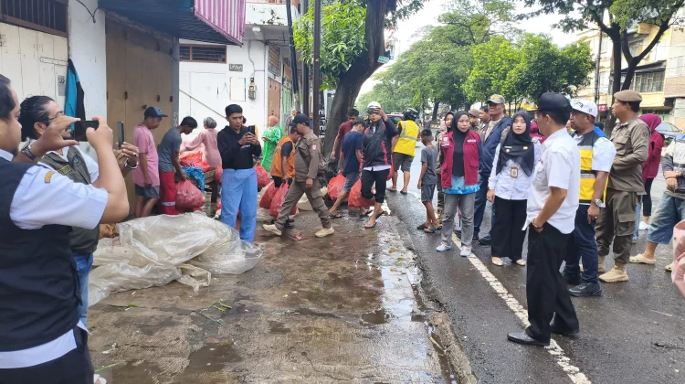 Pemkot Makassar Tertibkan Aktivitas Bongkar Muat di Veteran Utara