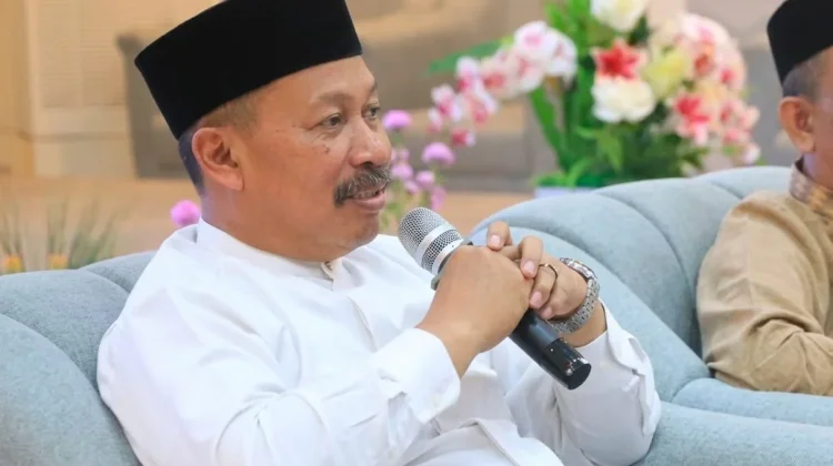 Kanwil Kemenag Sulsel Tebar Ribuan Paket Daging Kurban, 9 Sapi Disembelih