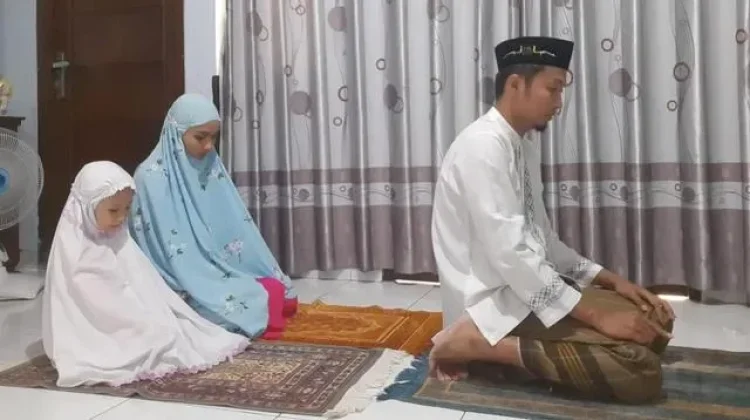 Shalat Menjadi Pondasi Kehidupan Umat Muslim