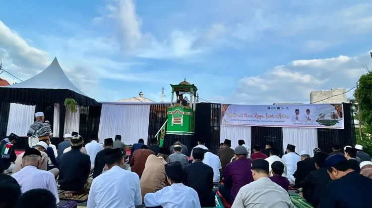 Ribuan Masyarakat Bulukumba Salat Iduladha di Halaman Kantor Bupati