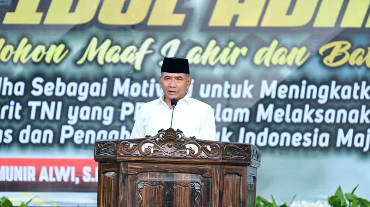 Ribuan Warga Makassar Salat Idul Adha di Markas Kodam XIV Hasanuddin