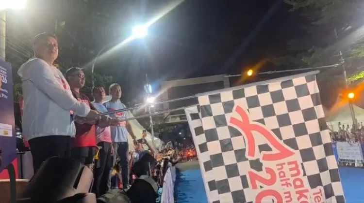 Munafri resmi Lepas Peserta Makassar Half Marathon 2026
