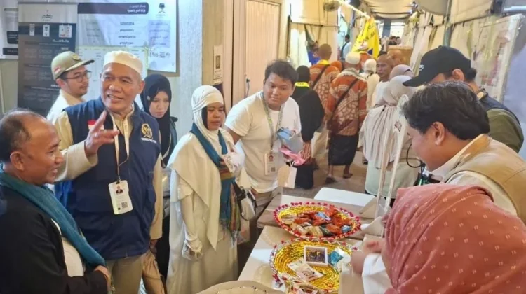 Timwas Tinjau Maktab Makassar, Layanan Haji Bintang Lima