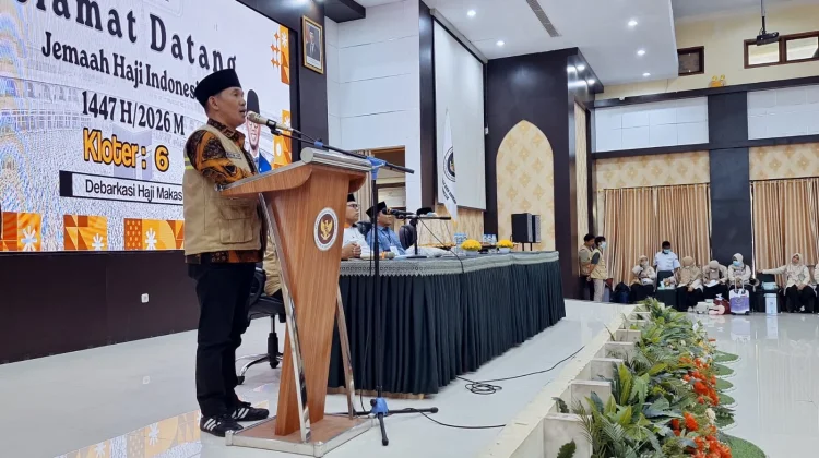 PPIH Debarkasi Makassar Memulangkan Jemaah Haji Kloter 6